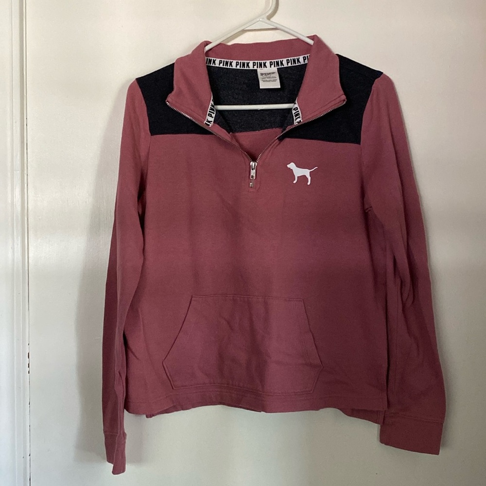 Victoria secret pink hoodie⭐️⭐️